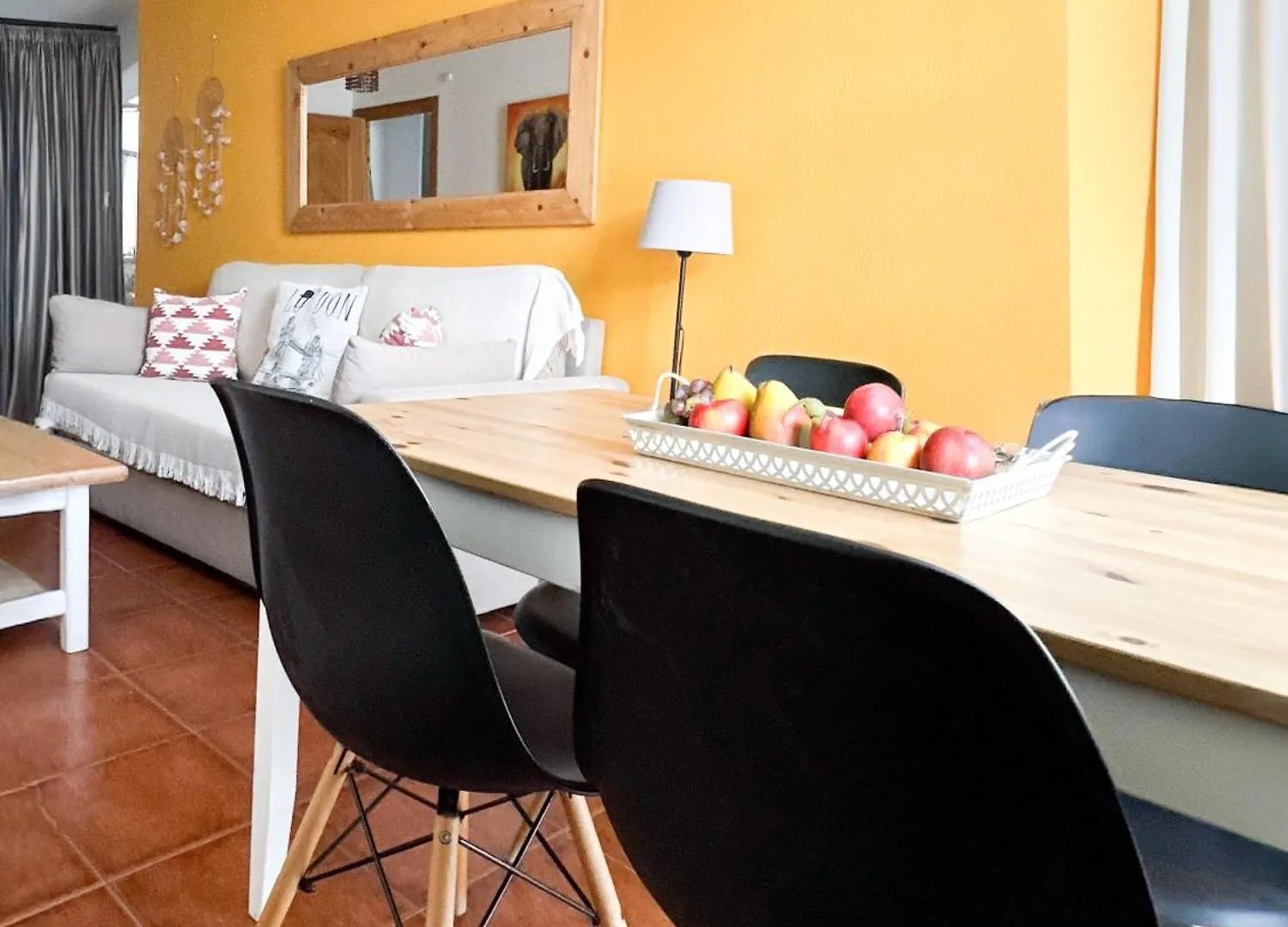Apartamento Céntrico Frente a la Playa. Estepona Appartement