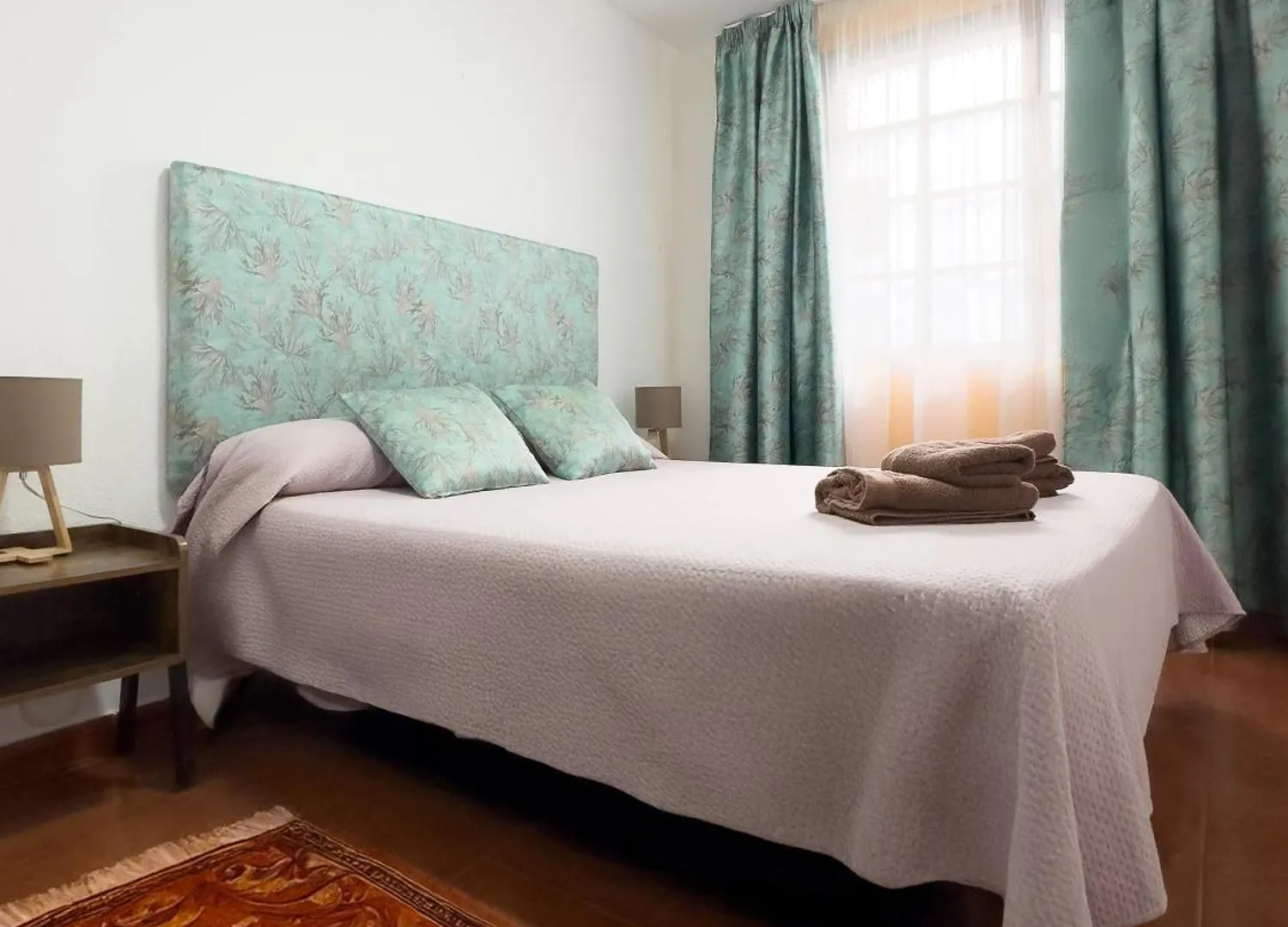 Apartamento Céntrico Frente a la Playa. Estepona Appartement