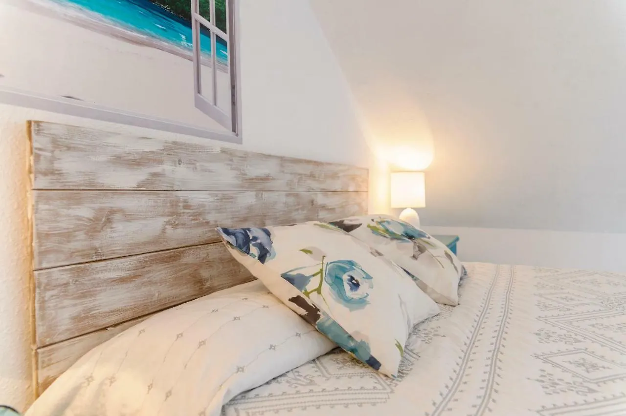 Apartamento Céntrico Frente a la Playa. Estepona