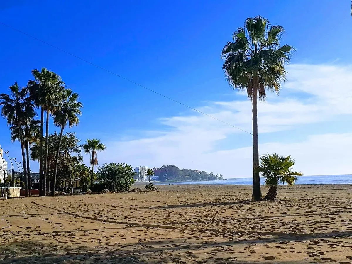 Apartamento Céntrico Frente a la Playa. Estepona Appartement