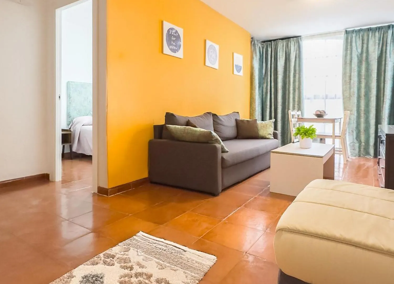 Apartamentos Cristamar Centro Y Playa Estepona 0*,  Spain