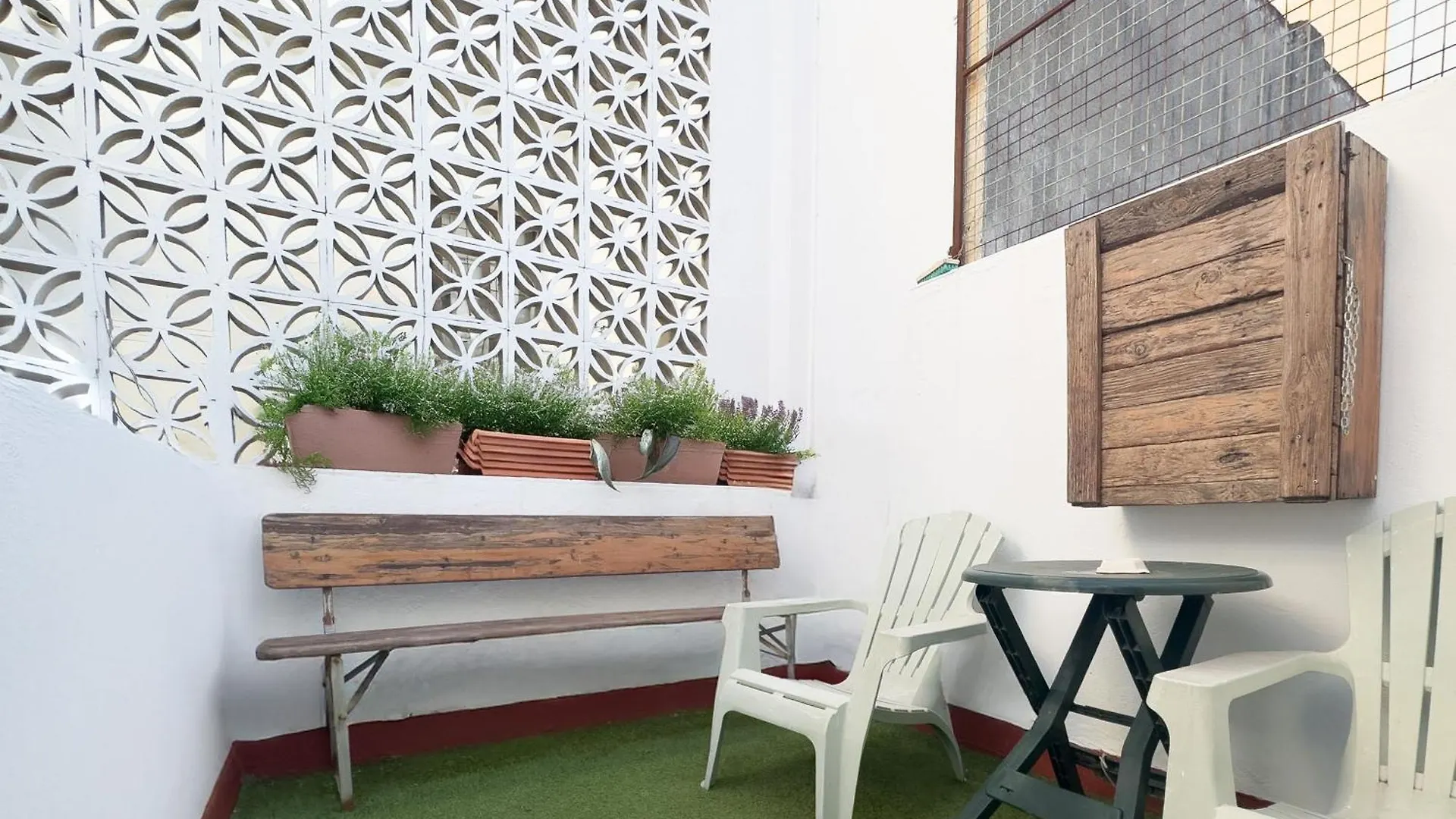 Apartamentos Cristamar Centro Y Playa Estepona Spain